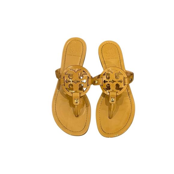 SZ 8.5 Tory Burch Miller Patent Logo Embellished Sandals Flip Flops in Tan - Picture 3 of 8